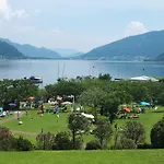 Lb1 Seeblick Haus Mit Direktem Seezugang Am Ossiachersee