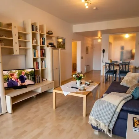 Lb1 Seeblick Haus Mit Direktem Seezugang Am Ossiachersee Landskron