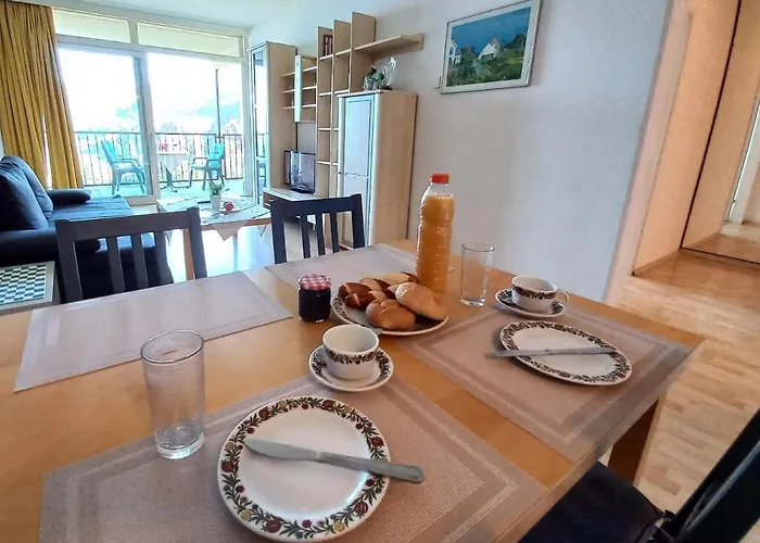 Lb1 Seeblick Haus Mit Direktem Seezugang Am Ossiachersee Landskron