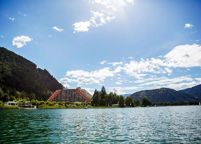 Lb1 Seeblick Haus Mit Direktem Seezugang Am Ossiachersee